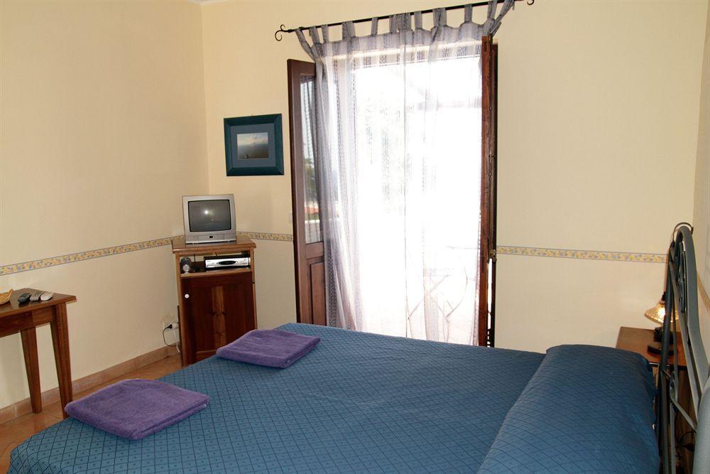 Principe Di Salina Boutique Hotel Malfa  Exterior photo