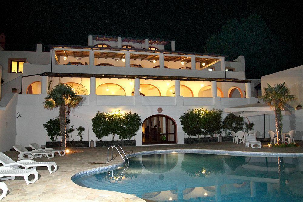 Principe Di Salina Boutique Hotel Malfa  Exterior photo