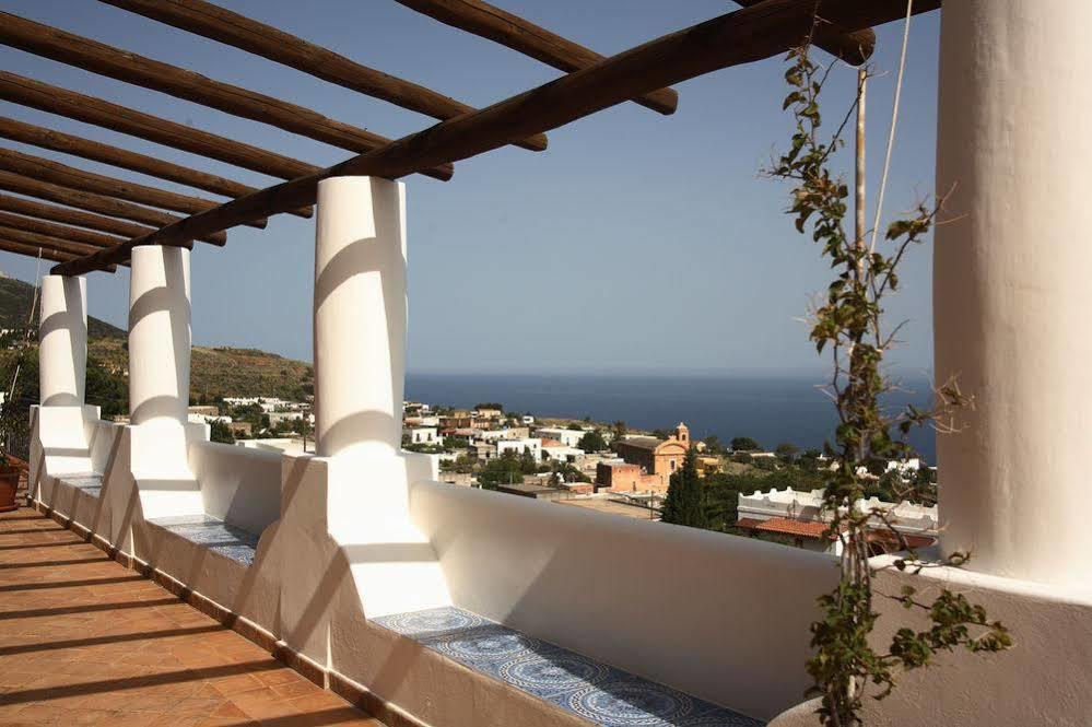 Principe Di Salina Boutique Hotel Malfa  Exterior photo